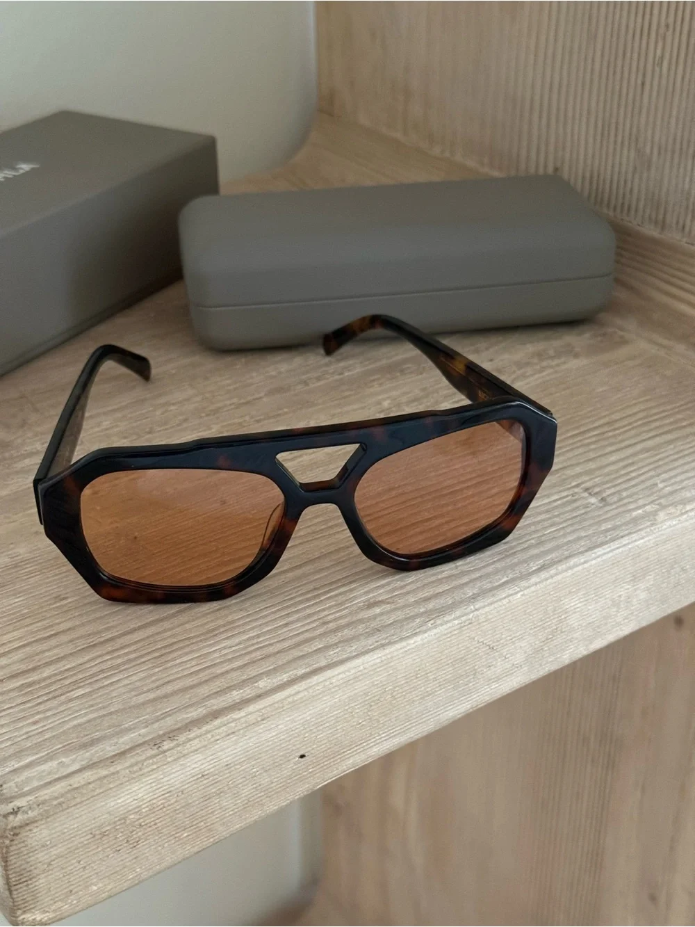 VEHLA Tortoiseshell Brown Sunglasses